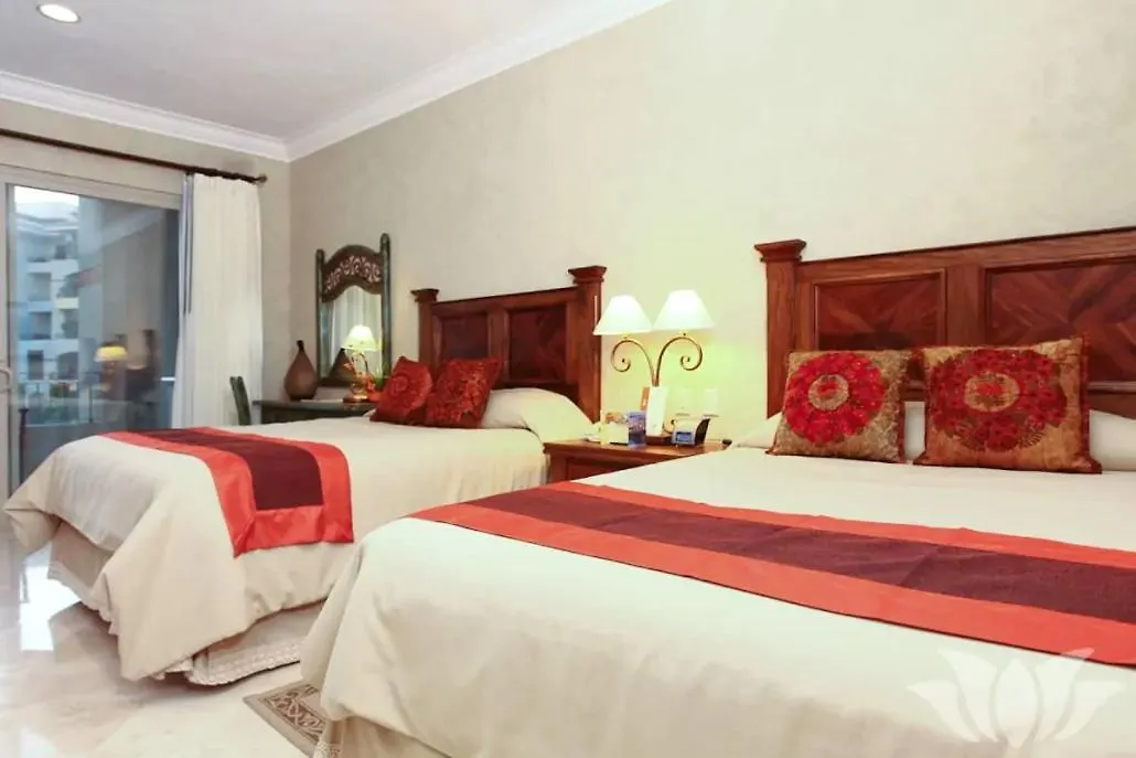 Aparthotel Gorgeous Villa In Cabo With Ocean And Lands End View, Private Swimmable Beach, Pools, Sleeps 8