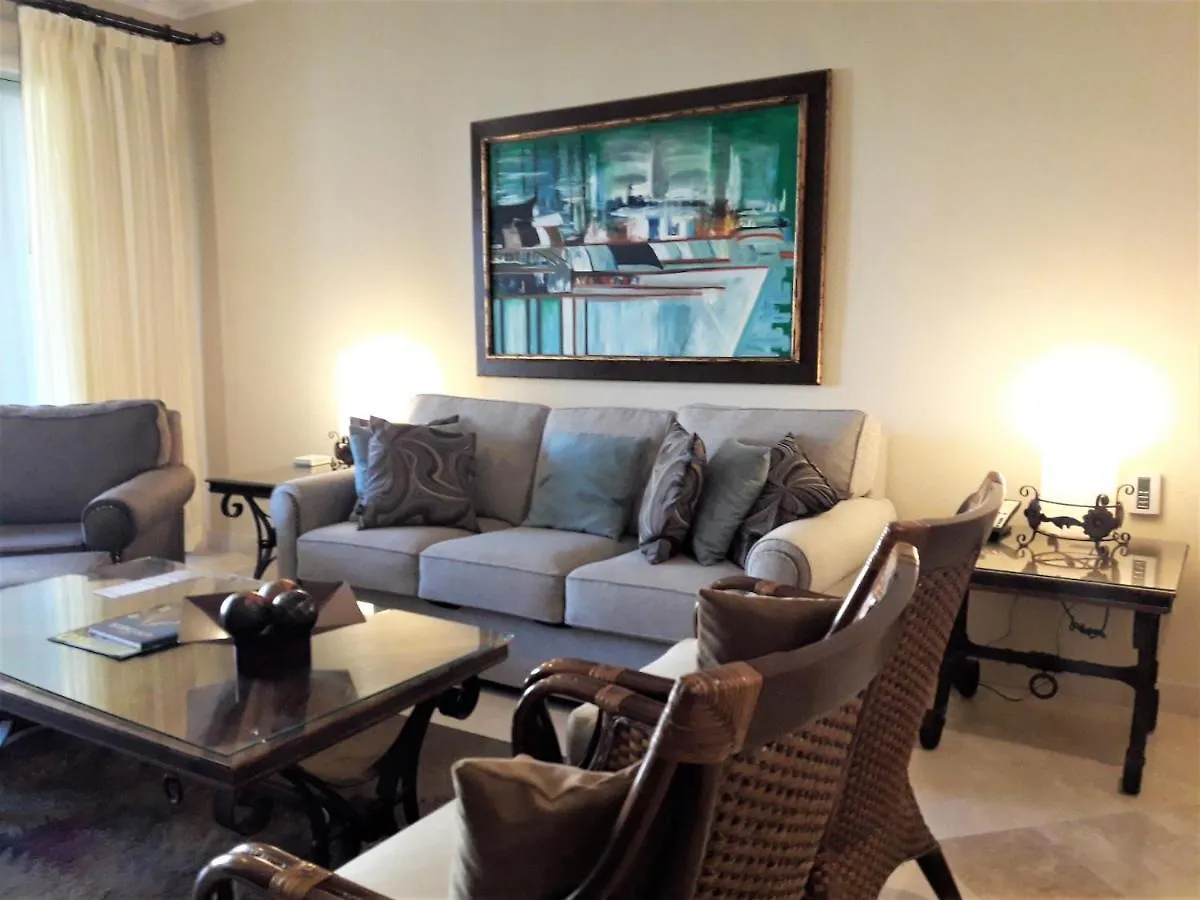 Aparthotel Gorgeous Villa In Cabo With Ocean And Lands End View, Private Swimmable Beach, Pools, Sleeps 8